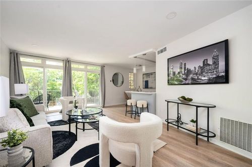 apt-d2-120 Alden Ave Nw, Atlanta, GA, 30309-2044 | Card Image