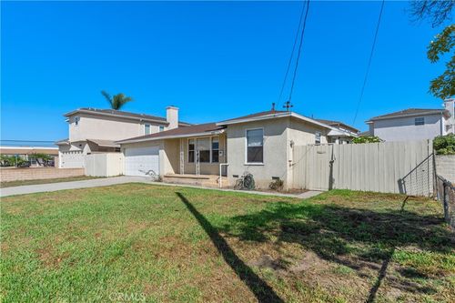 5521 Nelson St, Cypress, CA, 90630-3146 | Card Image
