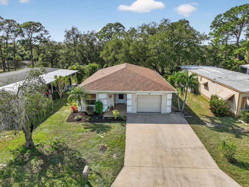 111 Camino Del Rio, Port St Lucie, FL, 34952-2374 | Card Image