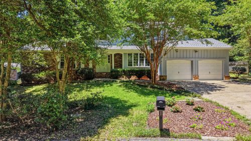 1102 Montvale Cir, Signal Mountain, TN, 37377-2511 | Card Image