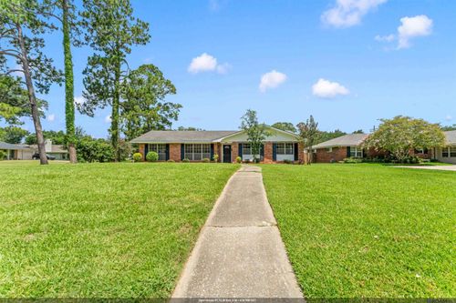 5823 Clematis Dr, Baton Rouge, LA, 70808-8802 | Card Image