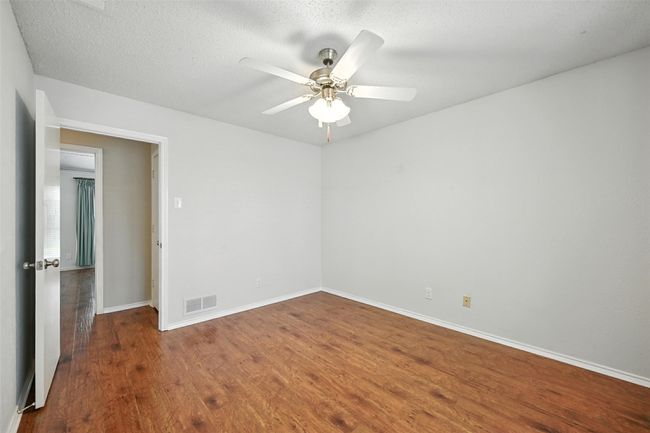 1923 Camden Way, House other with 3 bedrooms, 2 bathrooms and null parking in Carrollton TX | Image 31