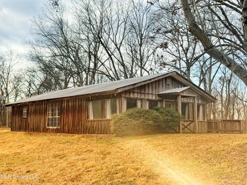 77 Old Levee Road, Alligator, MS, 38720 | Card Image