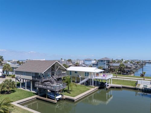22019 Frio Dr, Galveston, TX, 77554 | Card Image