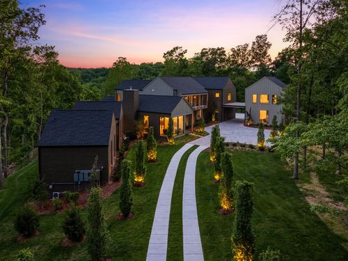 3976 New Highway 96 W, Franklin, TN, 37064-4777 | Card Image
