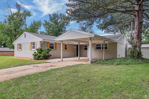 1741 Cassell Rd, Manhattan, KS, 66502-2635 | Card Image