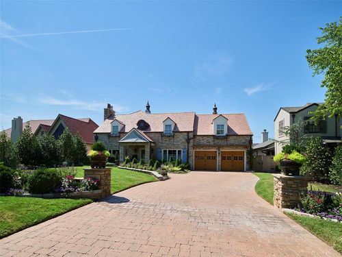 1102 Huntington Ave, Nichols Hills, OK, 73116-6213 | Card Image