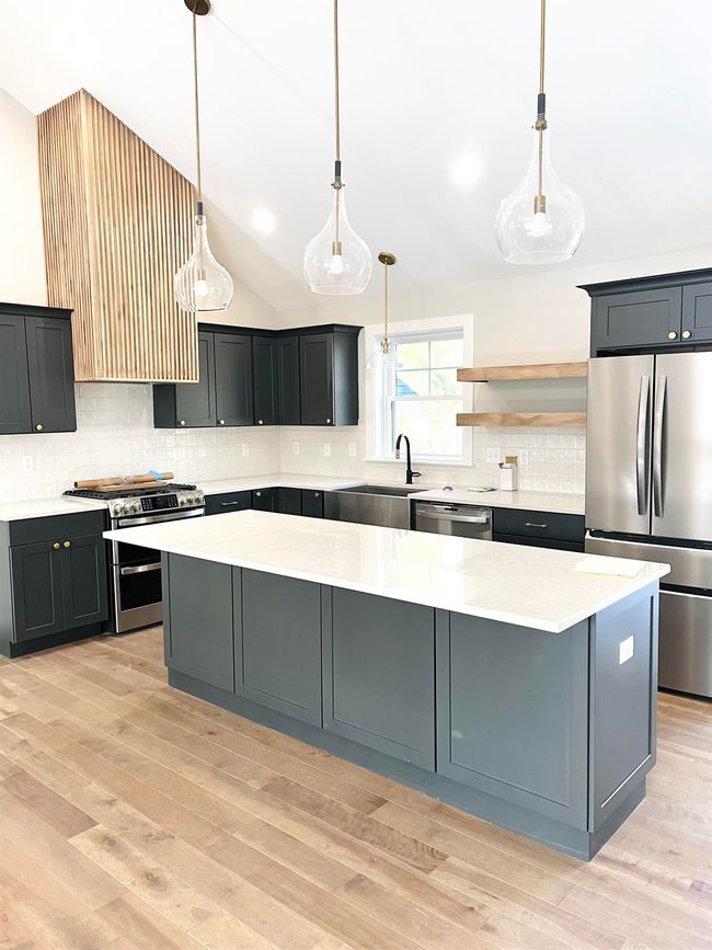 512 6 Th St, House other with 3 bedrooms, 3 bathrooms and null parking in Dover NH | Image 6
