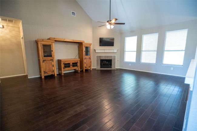 Second living room | Image 6