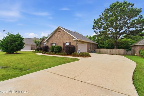 98 Sunline Drive, Petal, MS, 39465 | Card Image