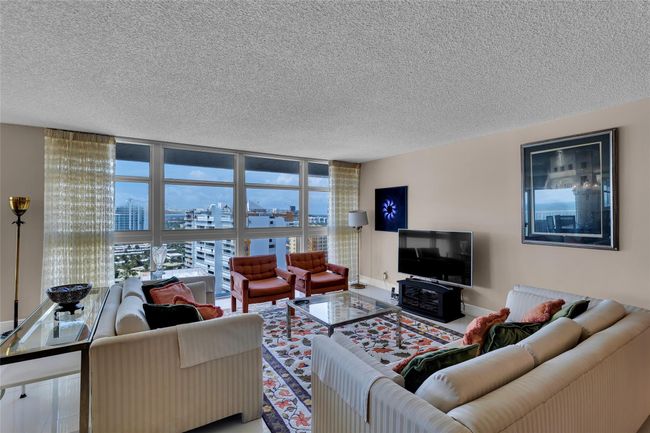 APT-1801 - 1370 S Ocean Blvd, Condo with 2 bedrooms, 3 bathrooms and null parking in Pompano Beach FL | Image 6