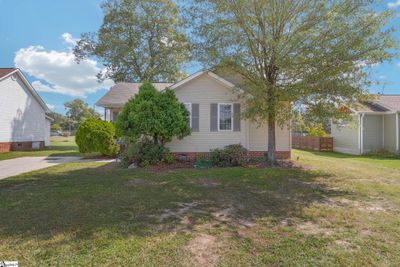 301 Alice Avenue, House other with 3 bedrooms, 2 bathrooms and null parking in Greenville SC | Image 2