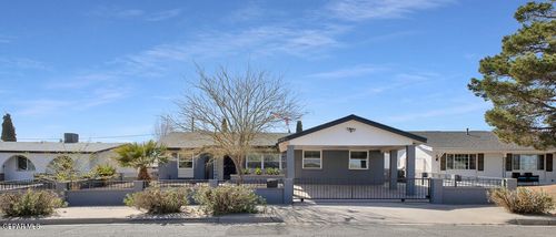 2801 Brady Pl, El Paso, TX, 79935-1703 | Card Image