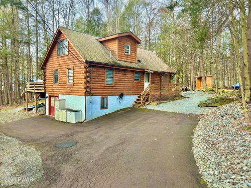 1008 Blue Spruce Ln, Lake Ariel, PA, 18436-8016 | Card Image