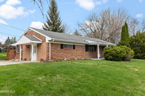 6460 N River Rd, Waterville, OH, 43566-9644 | Card Image