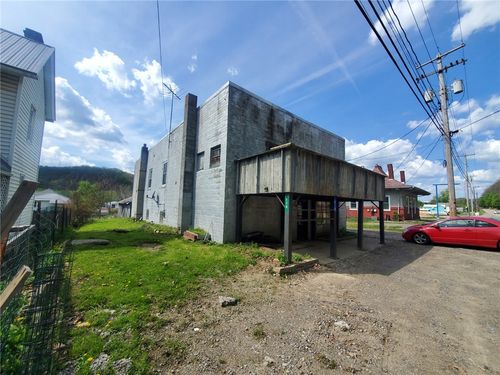 618 Hill St, Manorville, PA, 16238 | Card Image