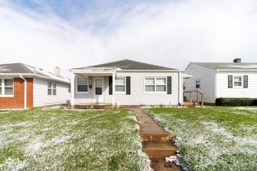 61 3rd Ave, Beech Grove, IN, 46107-1804 | Card Image