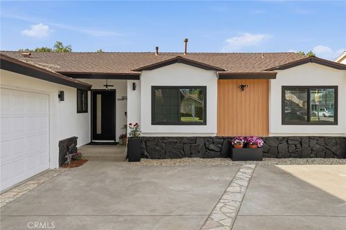 16025 Calahan St, North Hills, CA, 91343-3026 | Card Image