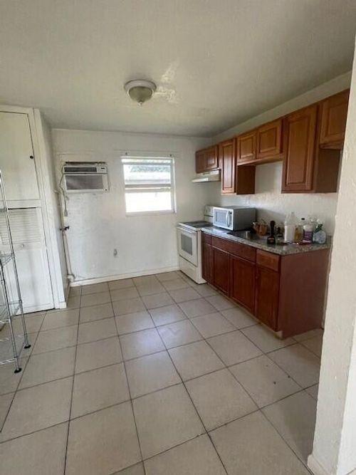 1-680 Sw 6 Street Sw, Belle Glade, FL, 33430 | Card Image