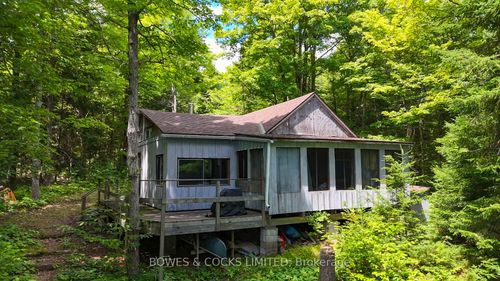 688 Ragged Lake Rd, Coe Hill, ON, K0L1P0 | Card Image