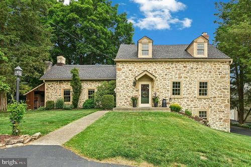 4925 Mill Rd, EMMAUS, PA, 18049-5309 | Card Image