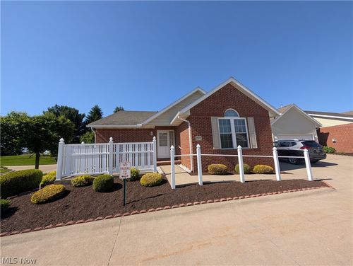 202 Greenbriar Ln, Dalton, OH, 44618-9062 | Card Image