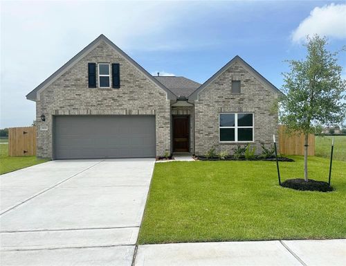 672 Woodhaven Lakes Dr, La Marque, TX, 77568-2319 | Card Image