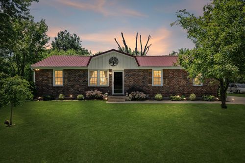 1105 Goose Bay Rd, Ashland City, TN, 37015-5417 | Card Image