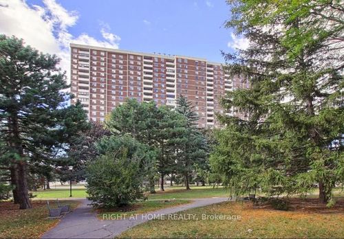 806-205 Hilda Ave, North York, ON, M2M4B1 | Card Image