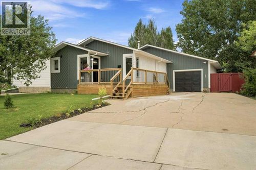 11709 95 St, Grande Prairie, AB, T8V4N9 | Card Image