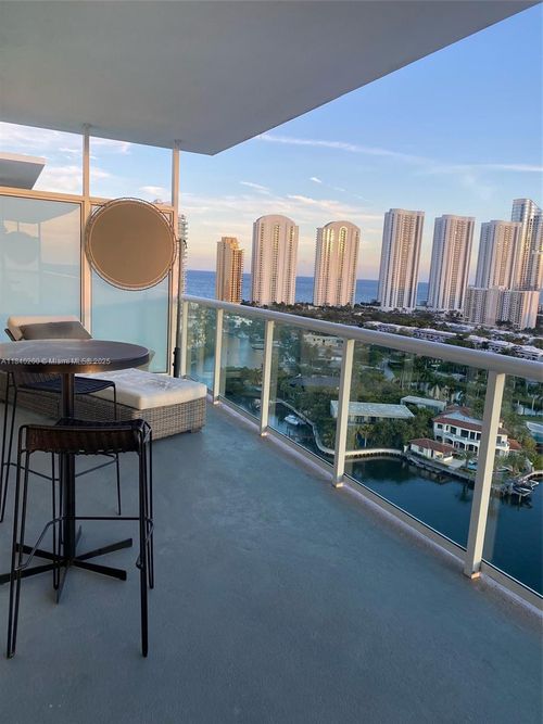 apt-2007-400 Sunny Isles Blvd, Sunny Isles Beach, FL, 33160-5096 | Card Image