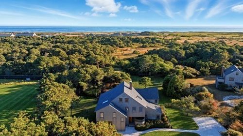 17 Pond View Dr, Nantucket, MA, 02554-4402 | Card Image