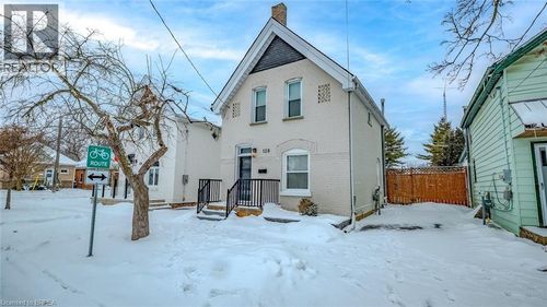 128 Cayuga Street, Brantford, ON, N3S1X4 | Card Image