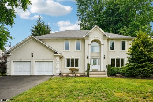 54 Church Ln, Wayne, NJ, 07470-3310 | Card Image