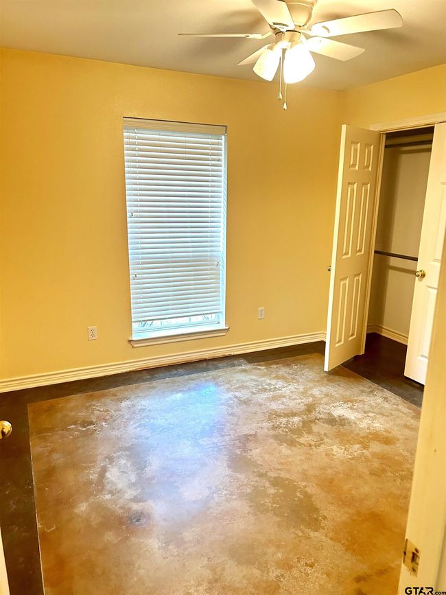 11340 Derby Dr, House other with 3 bedrooms, 2 bathrooms and null parking in Flint TX | Image 9