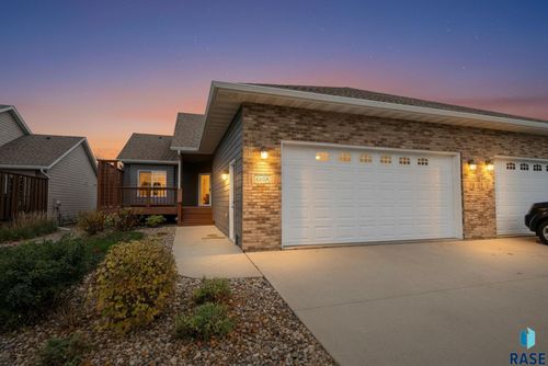 6608 Bellwood Ave, Sioux Falls, SD, 57108 | Card Image