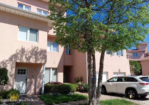 57 Harbour Ct, Staten Island, NY, 10308-3366 | Card Image