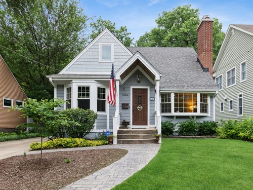 770 Highland Ave, Glen Ellyn, IL, 60137-3854 | Card Image