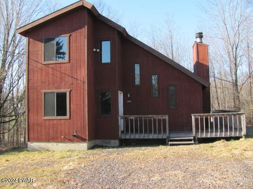 2392 Meadow View Dr, Lake Ariel, PA, 18436 | Card Image