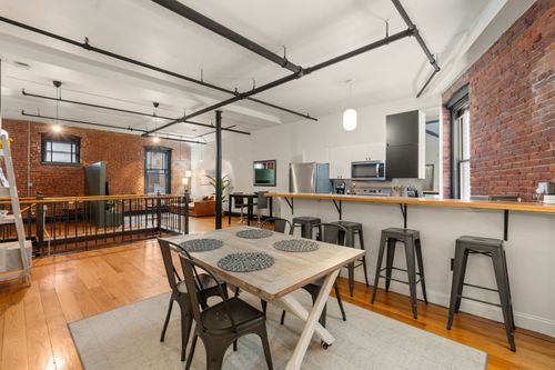 1b-19 Stanhope St, Boston, MA, 02116-5152 | Card Image