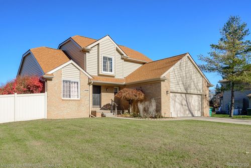 47298 Denton Rd, Van Buren Twp, MI, 48111-2261 | Card Image