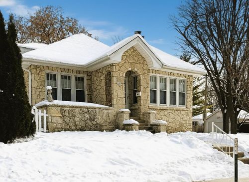 1904 N 83rd Street, Wauwatosa, WI, 53213 | Card Image