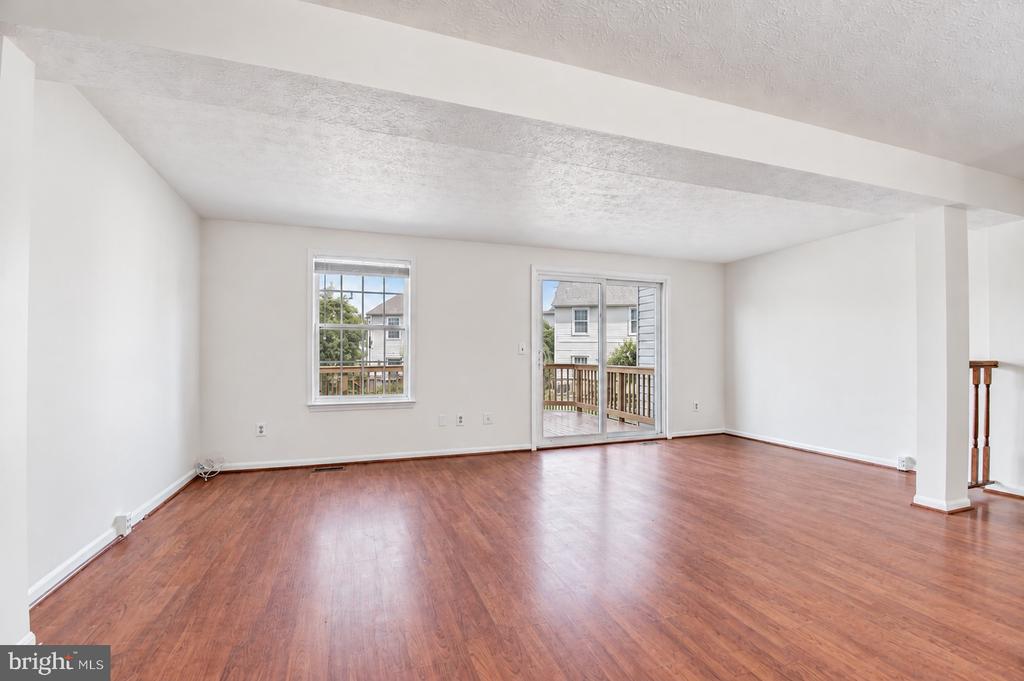 Residential Lease in ALEXANDRIA 4