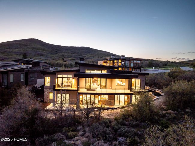 1817 W Skyridge Dr, Home with 5 bedrooms, 6 bathrooms and null parking in Mayflower Mnt UT | Image 47