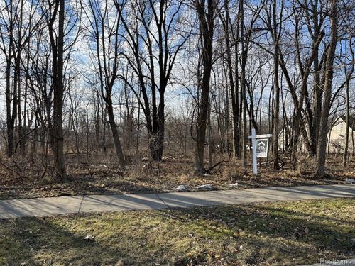 Macomb Macomb Street, Grosse Ile Township, MI, 48138 | Card Image