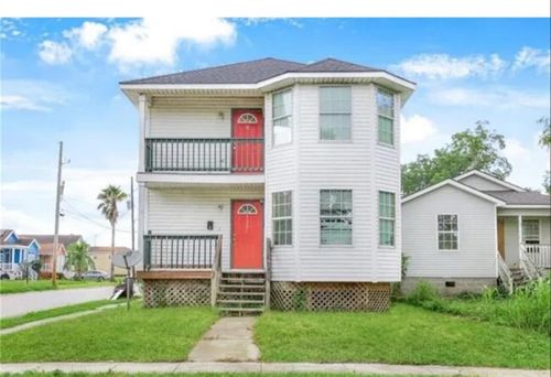 5201 N Galvez St, New Orleans, LA, 70117-3531 | Card Image