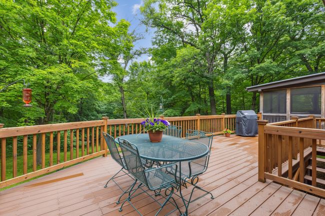 Large Deck | Image 23