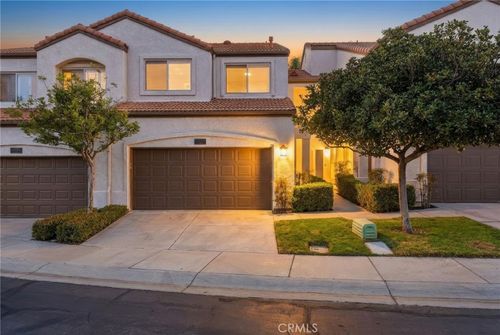 unit-102-2131 Almeria St, Corona, CA, 92879-7916 | Card Image