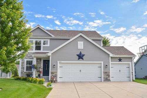 N8001 Woodland Court, Ixonia, WI, 53036 | Card Image