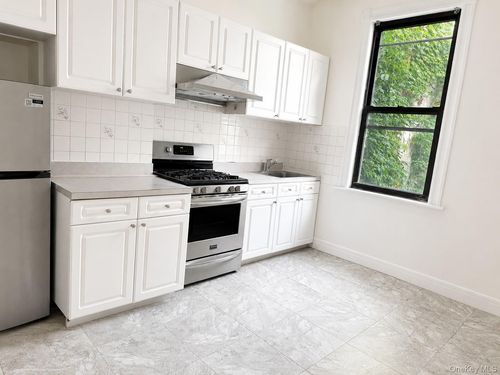 1st-floor-3216 31st Ave, Astoria, NY, 11106-2409 | Card Image